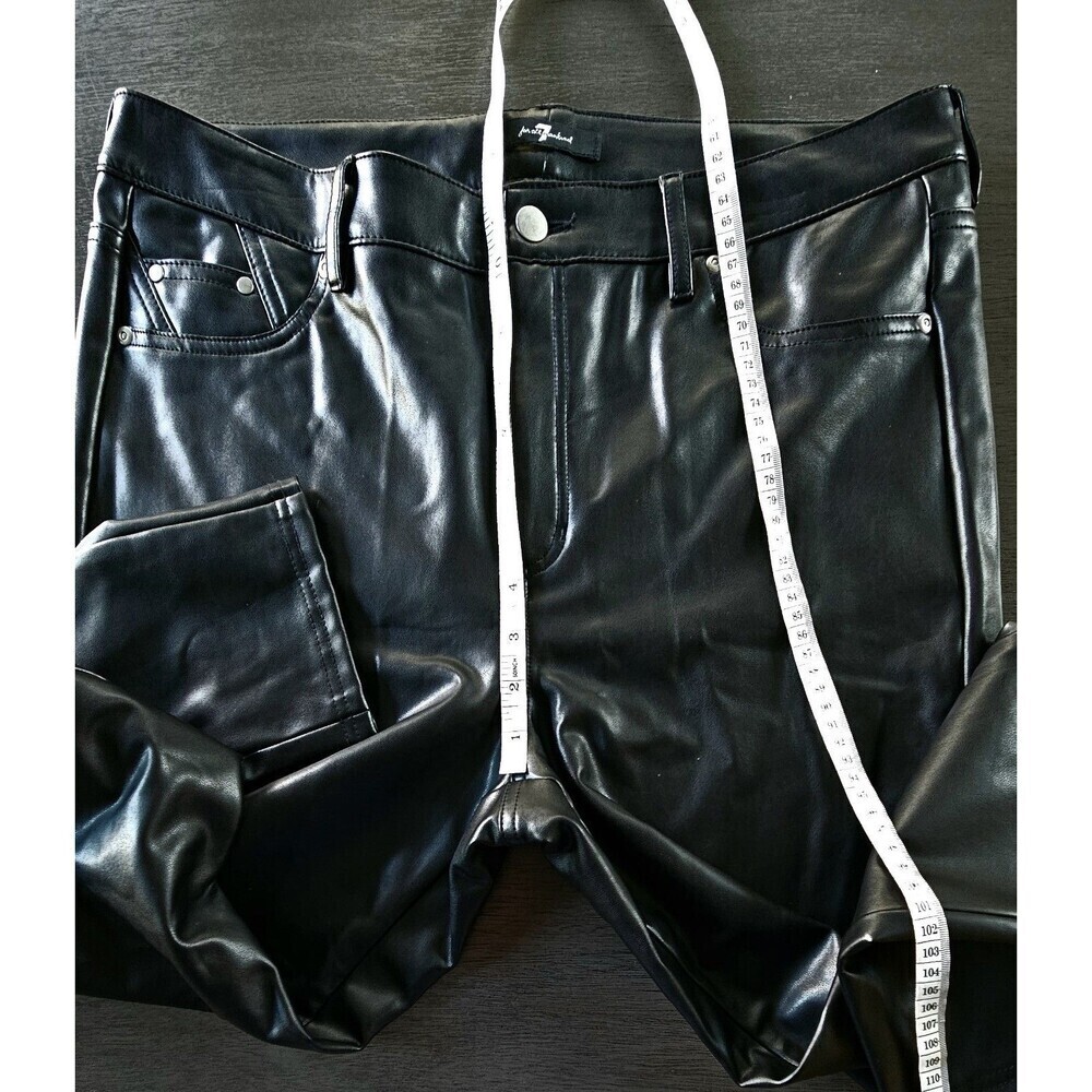 7 For All Mankind Black Vegan Leather Skinny Leg Trousers Jeans Sz 12 34 Waist - Picture 5 of 8